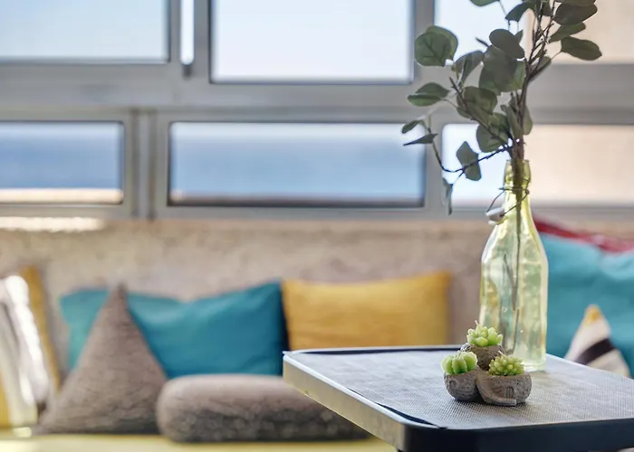 Jardin Del Mar - Frente Piscinas Naturales En * Tabaiba